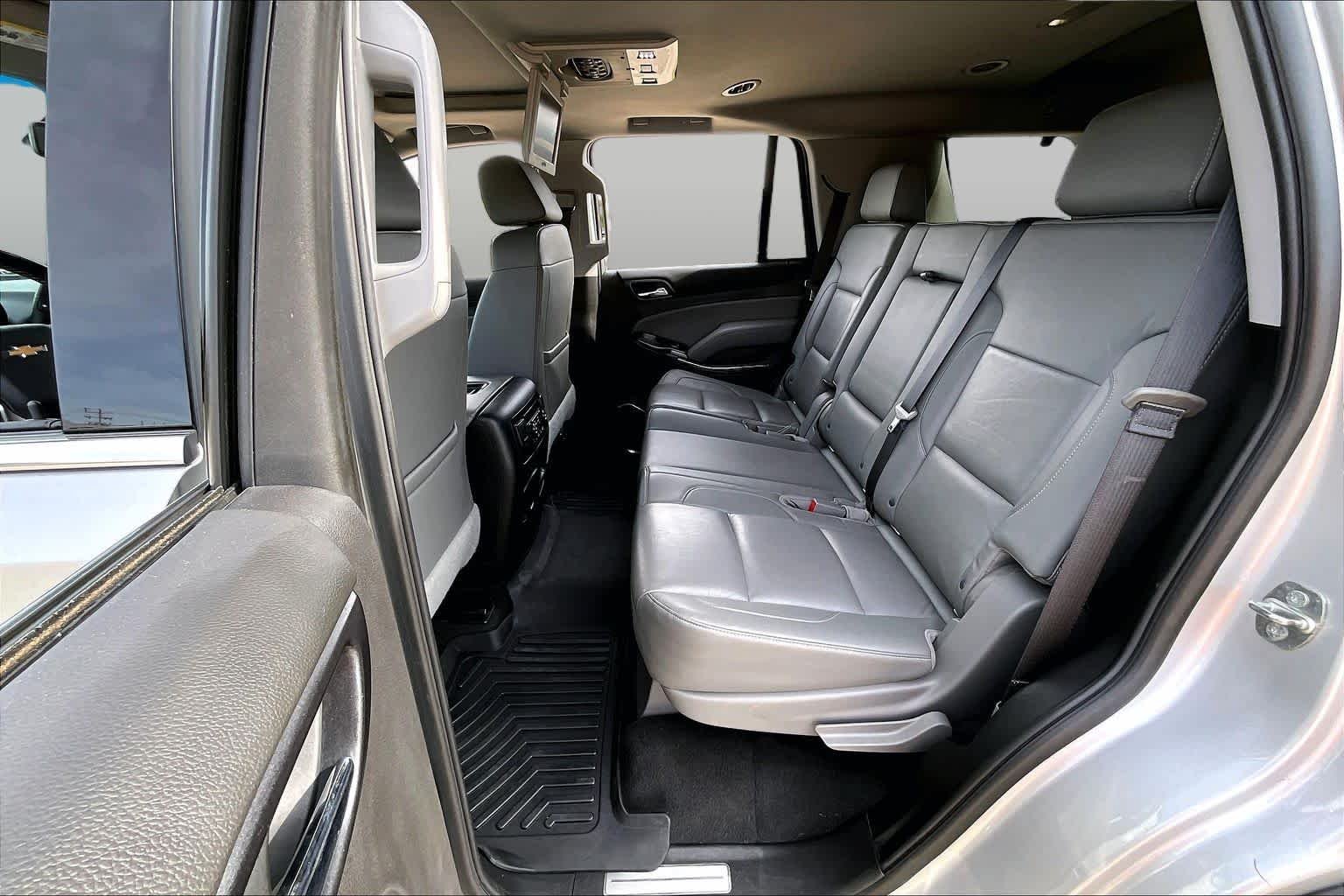 Used 2019 Silver Ice Metallic Chevrolet LT image 19