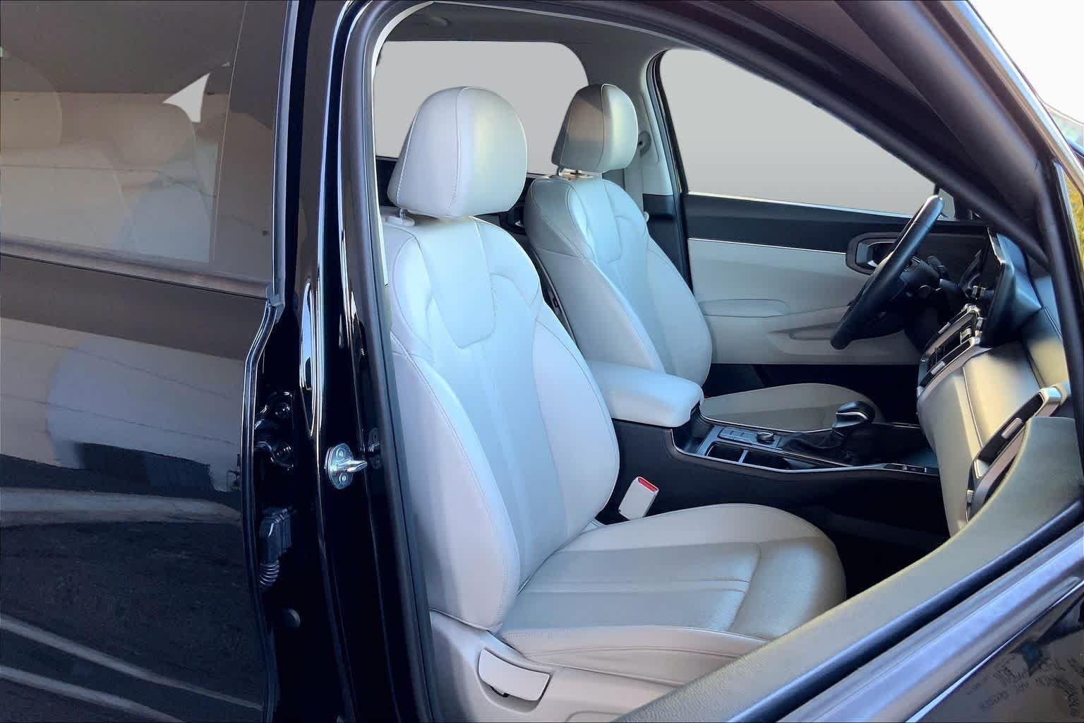 Used 2023 Ebony Black Kia X-Line S image 9