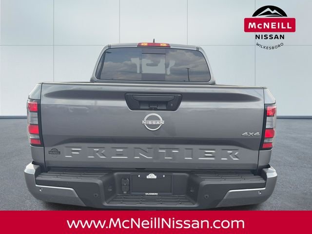 New 2026 Gun Metallic Nissan Crew Cab SV image 7