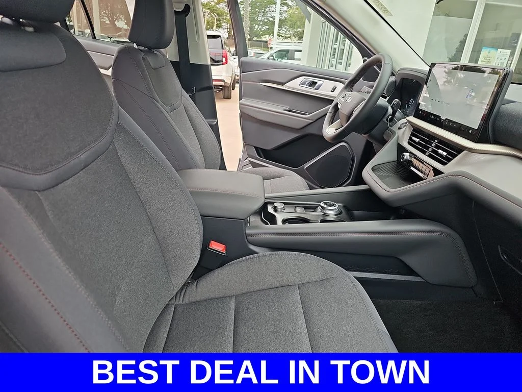New 2026 Carbonized Gray Metallic Ford Active image 10