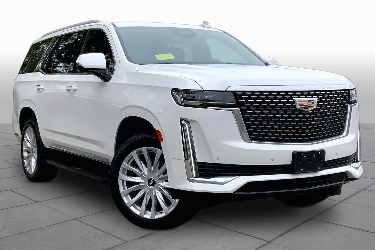 Used 2023 Crystal White Tricoat Cadillac 4WD Luxury image 3