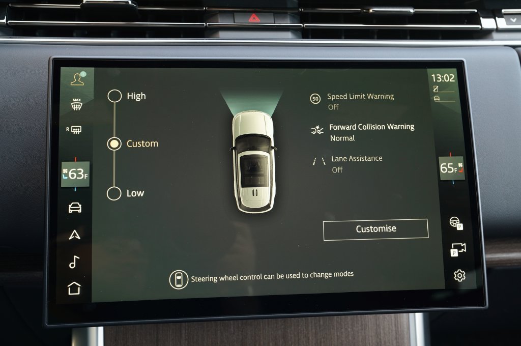 New 2027 Santorini Black Land Rover SE image 25