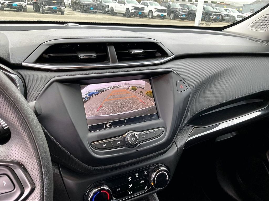 Used 2023 White Chevrolet LT image 19