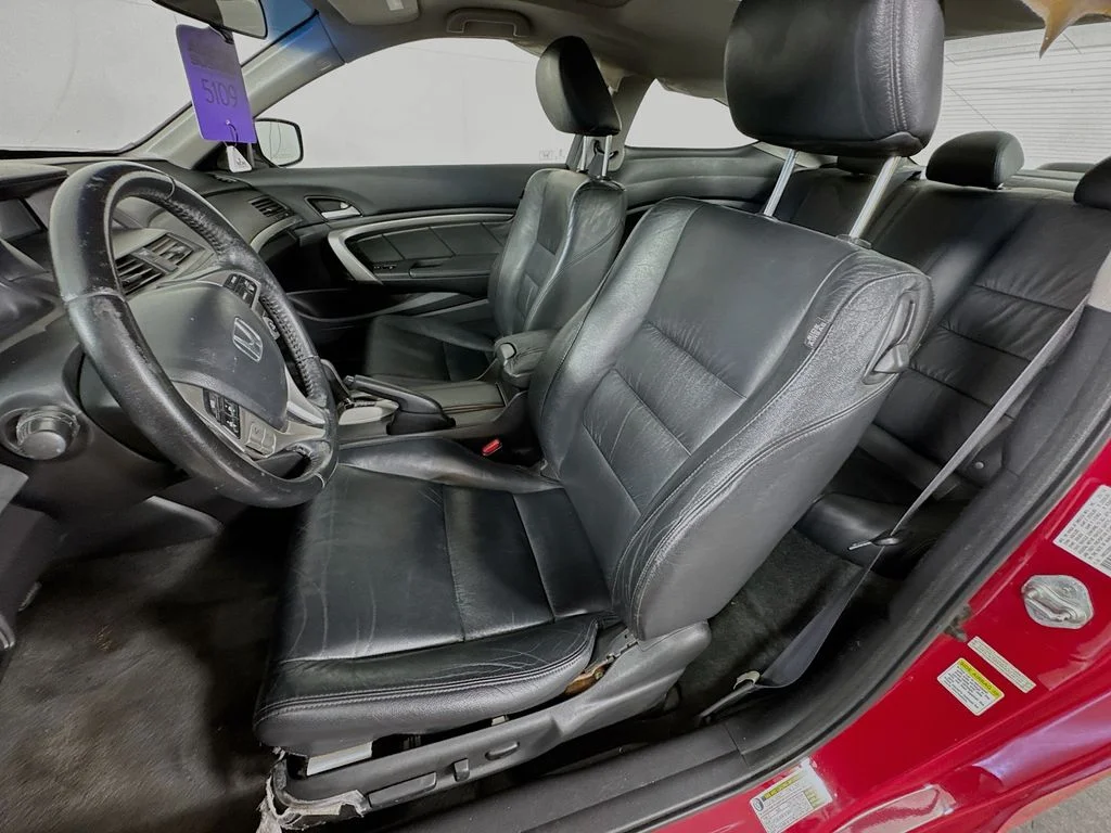 Used 2010 Red Honda EX-L image 23