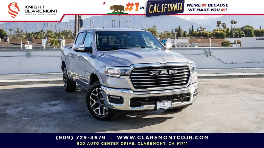 2025 RAM 1500 Laramie 4x4 Crew Cab 5'7's photo