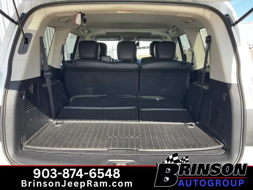 Used 2024 Aspen White Tricoat Nissan SL image 10