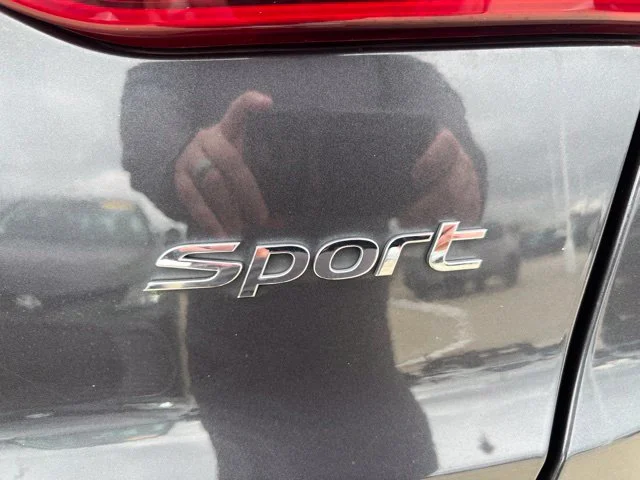 Used 2018 Gray Hyundai 2.4 Base image 31
