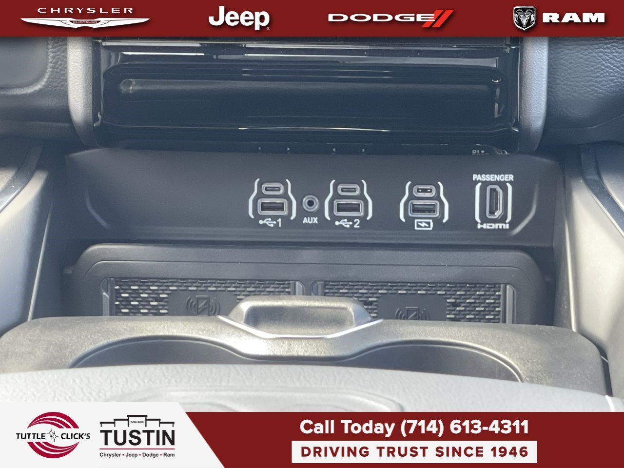New 2026 Diamond Black Crystal Pearl-Coat Exterior Paint RAM Laramie image 13