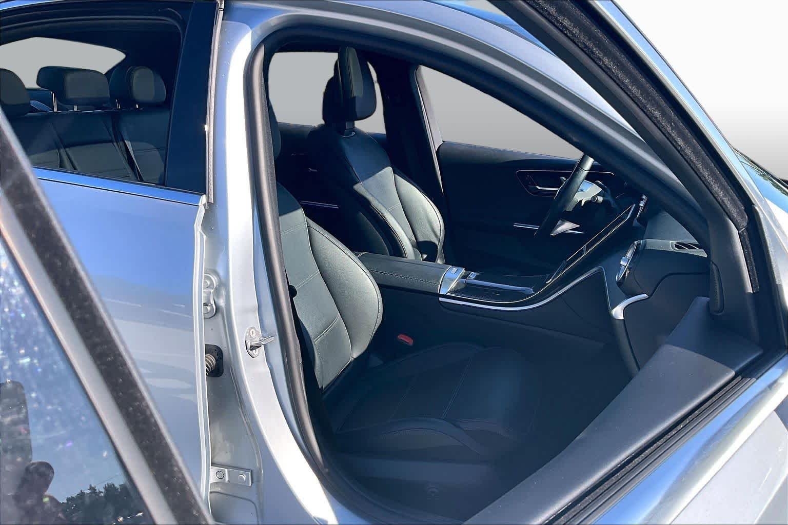 Used 2022 Cirrus Silver Metallic Mercedes-Benz C 300 image 9