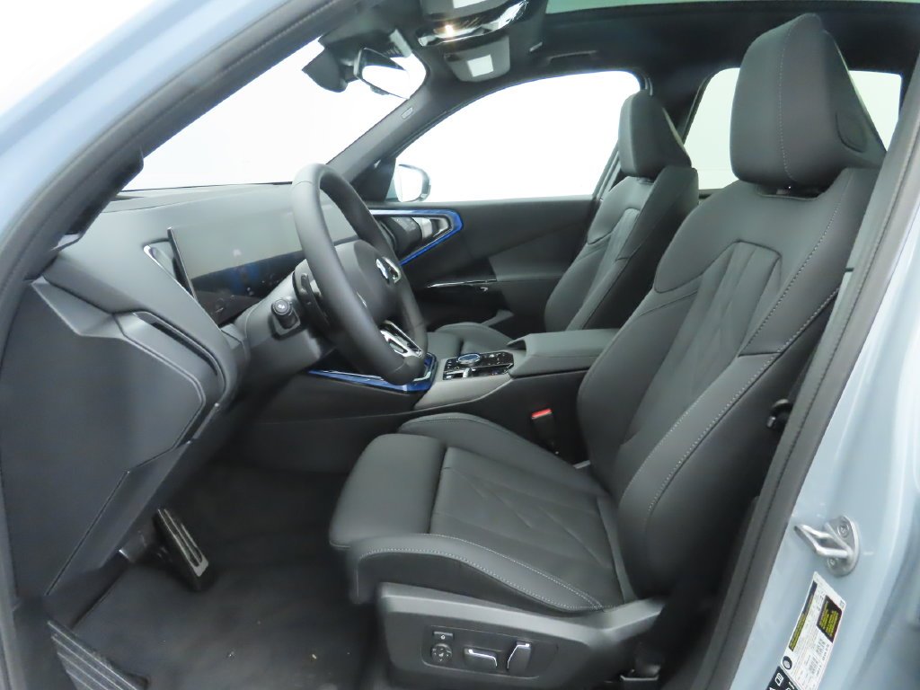 Used 2026 Gray Metallic BMW 30 xDrive image 20