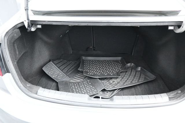 Used 2020 Silver Hyundai SEL image 12