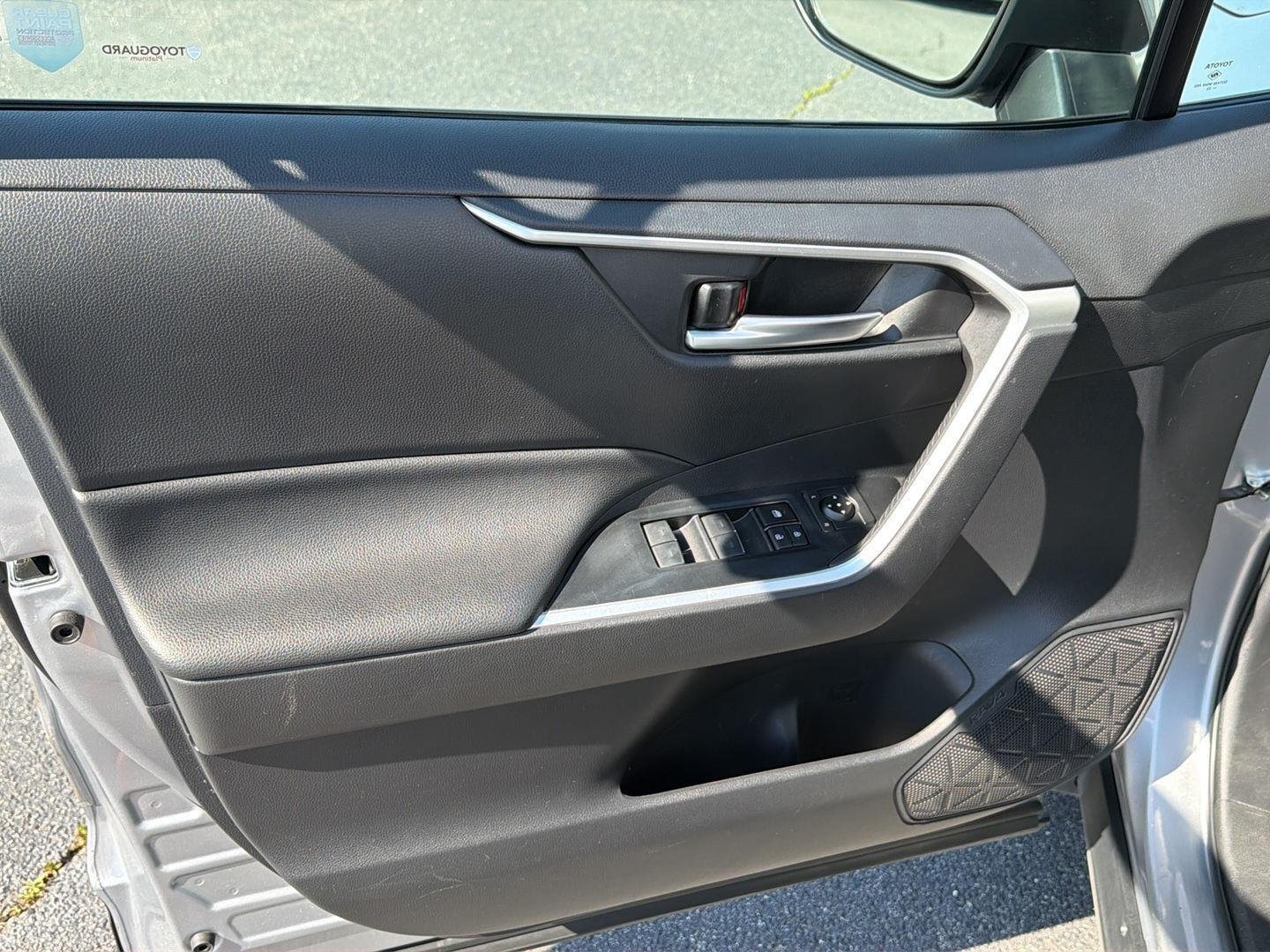 Used 2023 Silver Sky Metallic Toyota Hybrid XLE image 16