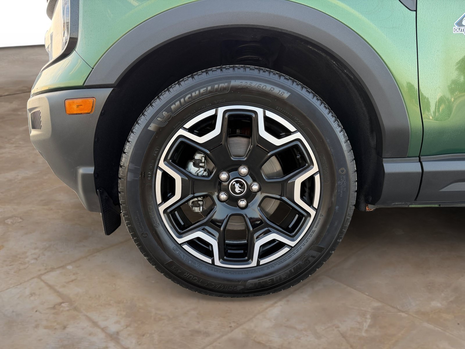 Used 2025 Green Metallic Ford Outer Banks image 22