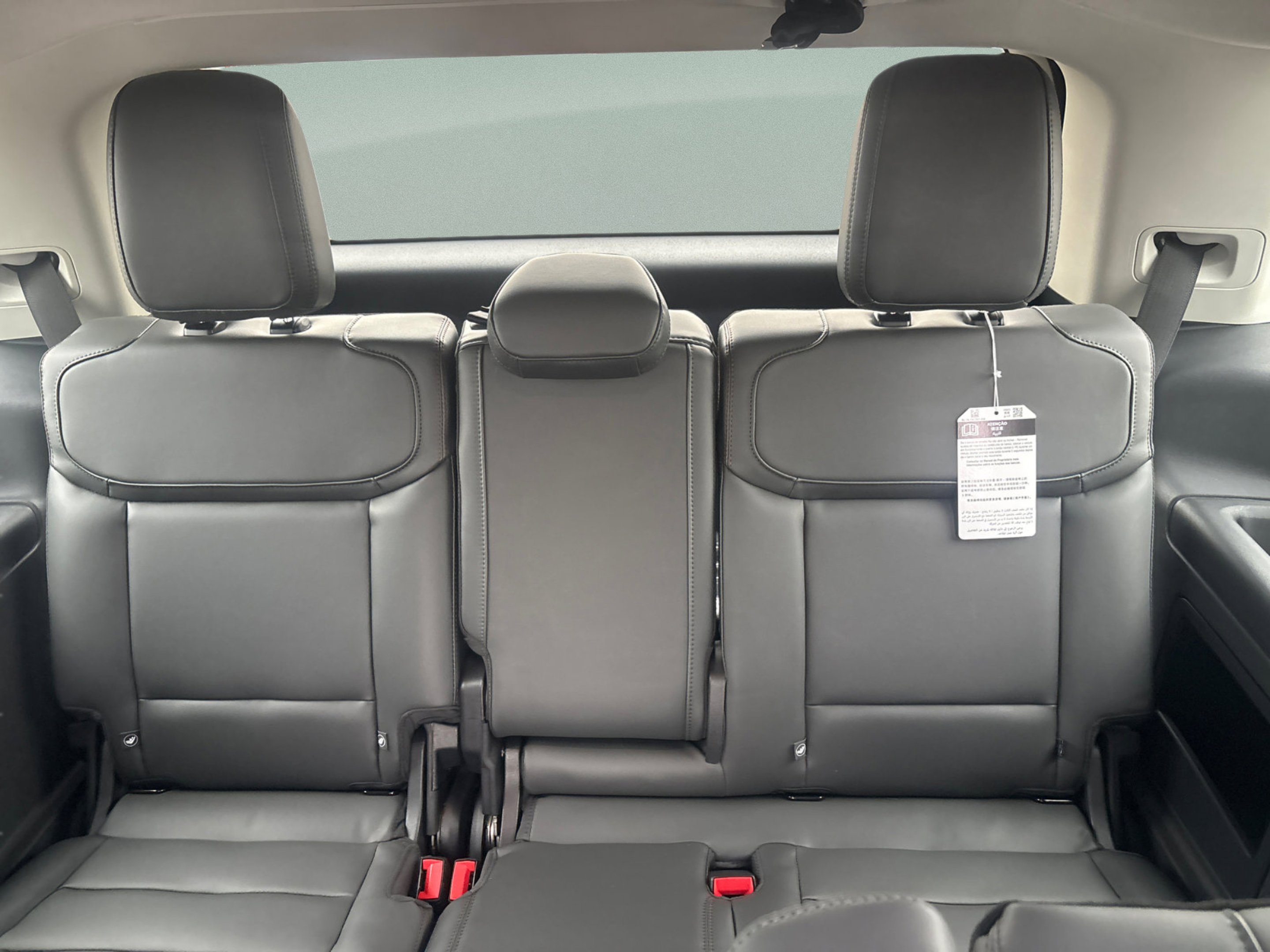 2025 Ford Expedition Active - Photo 16