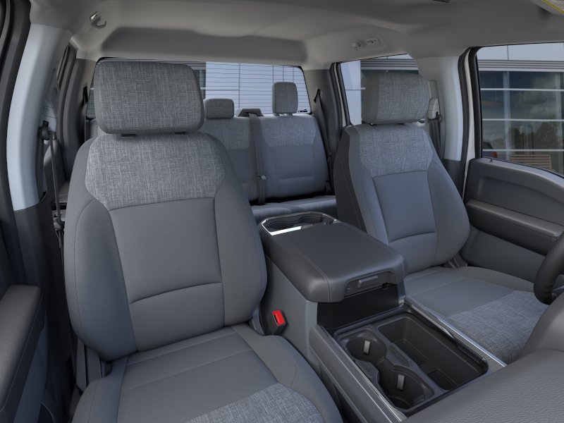 New 2026 Oxford White Ford F-350® XLT image 39