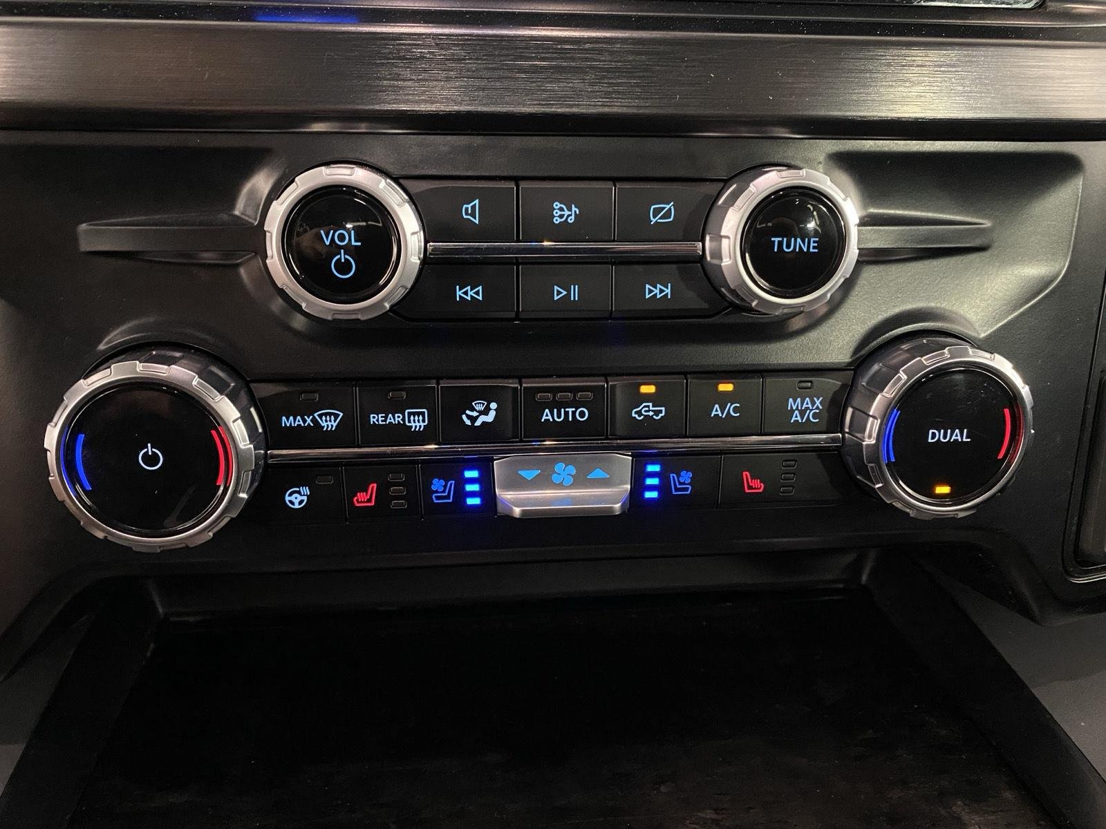 Used 2024 Agate Black Ford LARIAT image 10