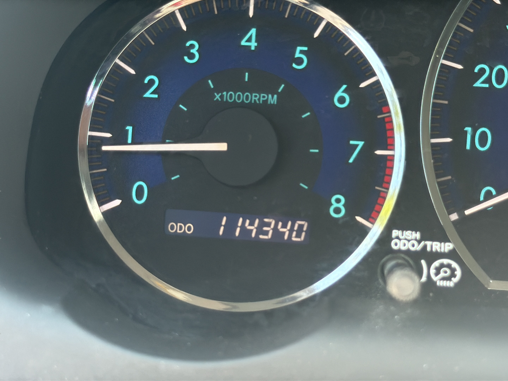 Used 2009  Toyota LE image 9