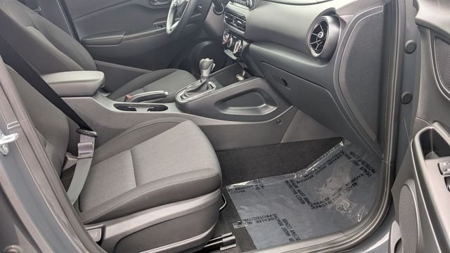 Used 2023 Gray Hyundai SEL image 25
