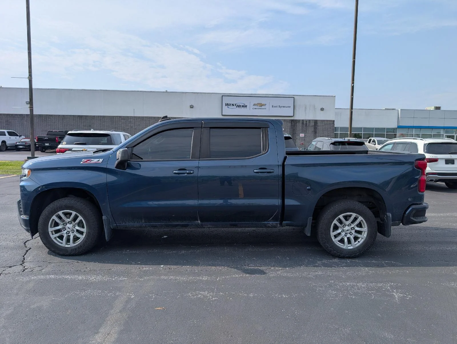 Used 2021 NORTHSKY BLUE METALLIC Chevrolet RST image 6