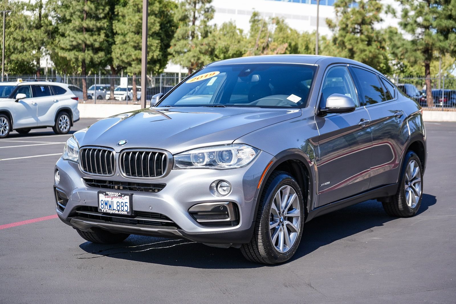 Used 2019 Space Gray Metallic BMW xDrive35i image 3