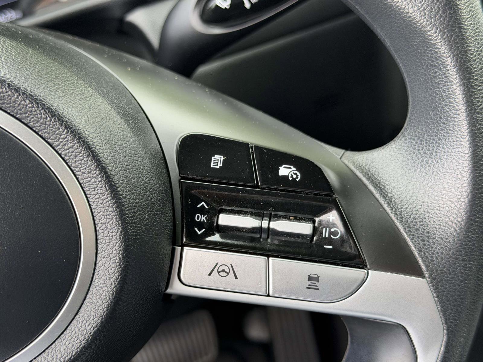 Used 2023 Serenity White Pearl Hyundai SEL image 19