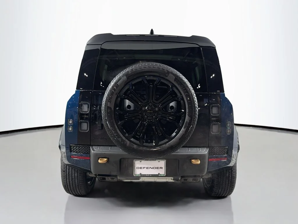 New 2026 Sargasso Blue Land Rover  OCTA image 6