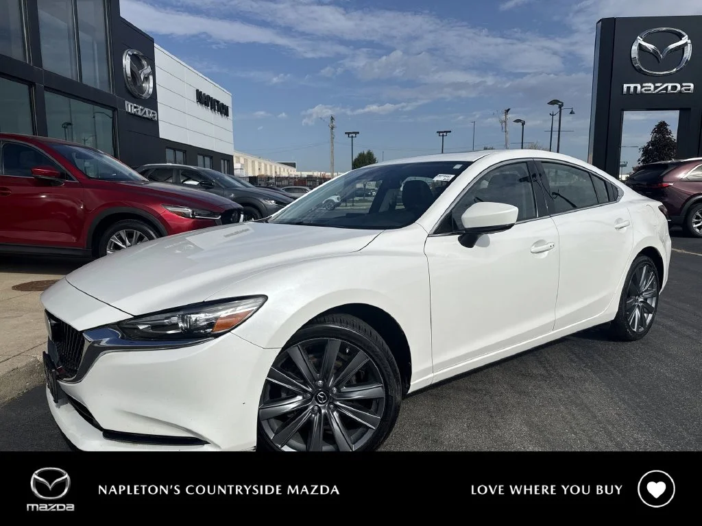 Used 2018 White Mazda Touring image 1