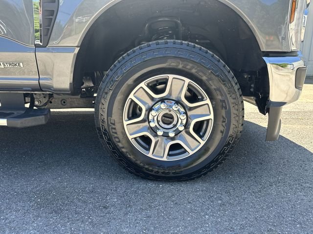 New 2026 Carbonized Gray Metallic Ford F-250® Lariat® image 21