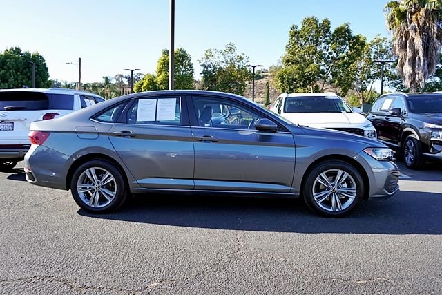 Used 2024 Gray Volkswagen 1.5T SE image 6