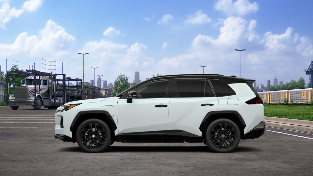 New 2026 Wind Chill Pearl with Midnight Black Metallic roof Toyota XSE image 17