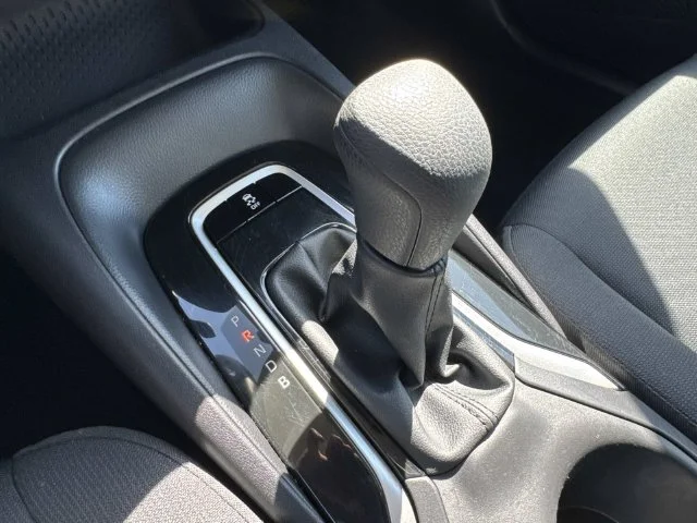 Used 2025 White Toyota LE image 49
