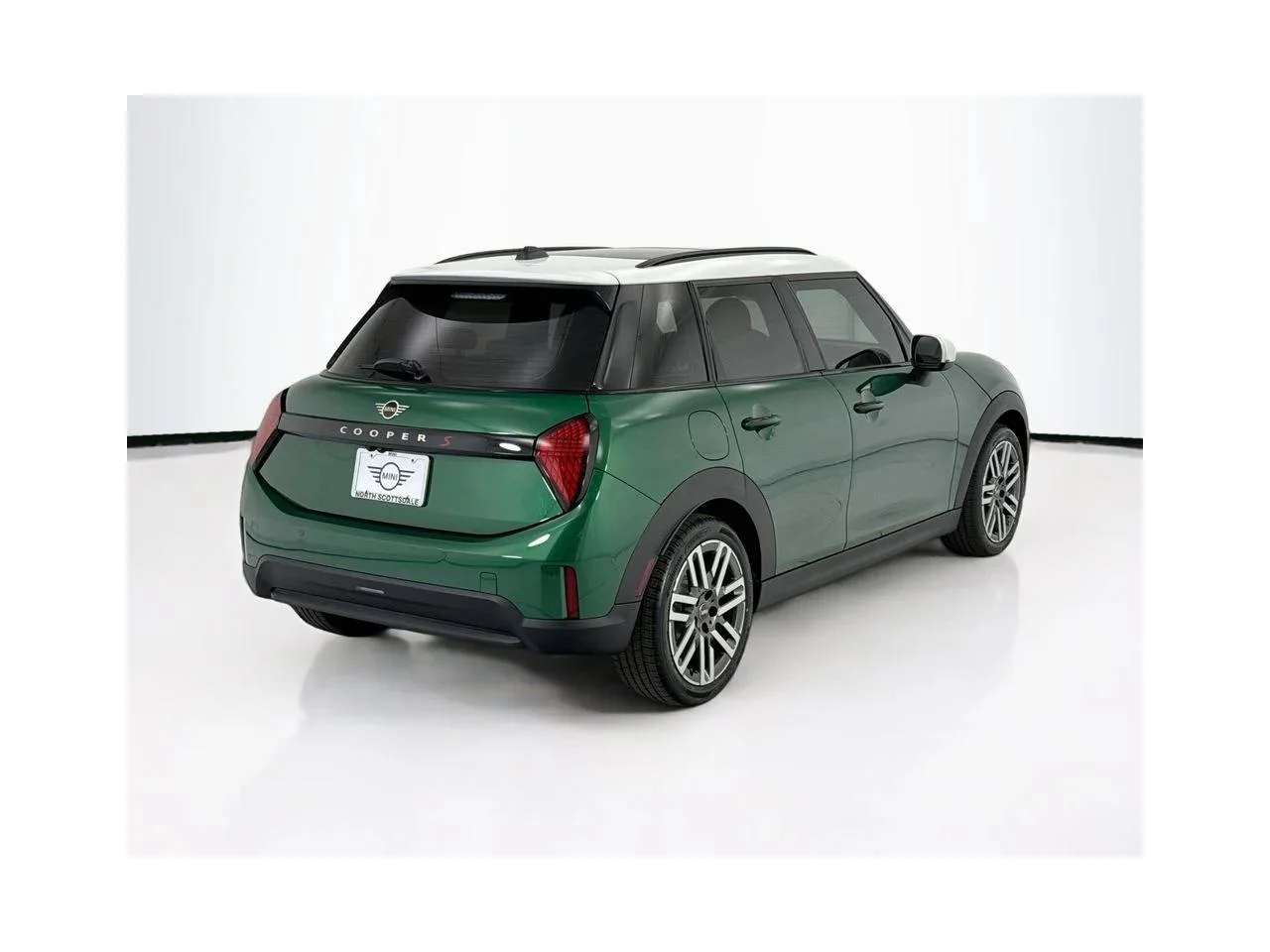 New 2026 British Racing Green IV Met MINI SIGNATURE PLUS image 5