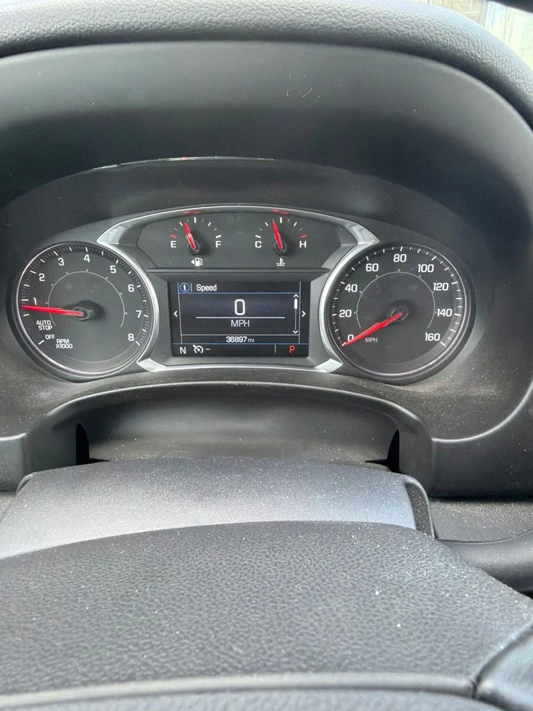 Used 2018 Gray GMC SLT image 7