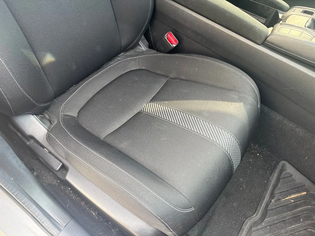 Used 2018 Silver Honda LX image 32