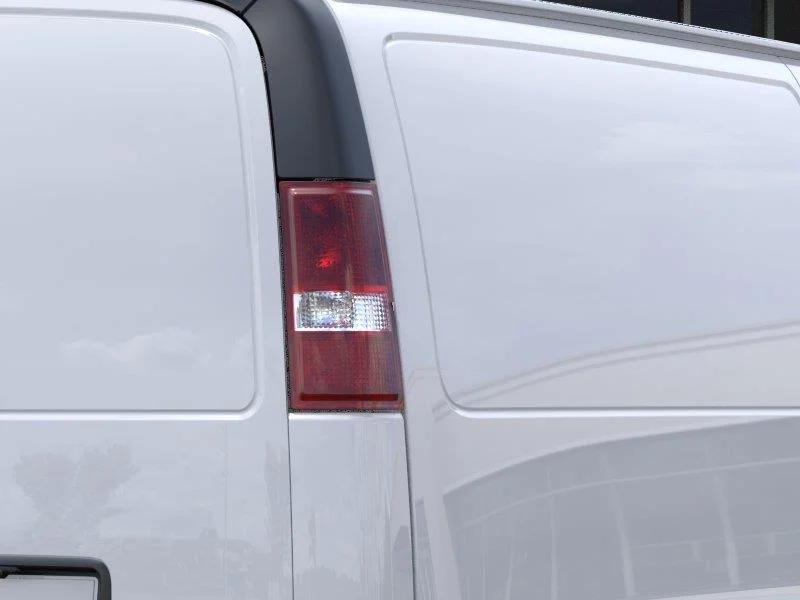 New 2026 Summit White Chevrolet WT image 11