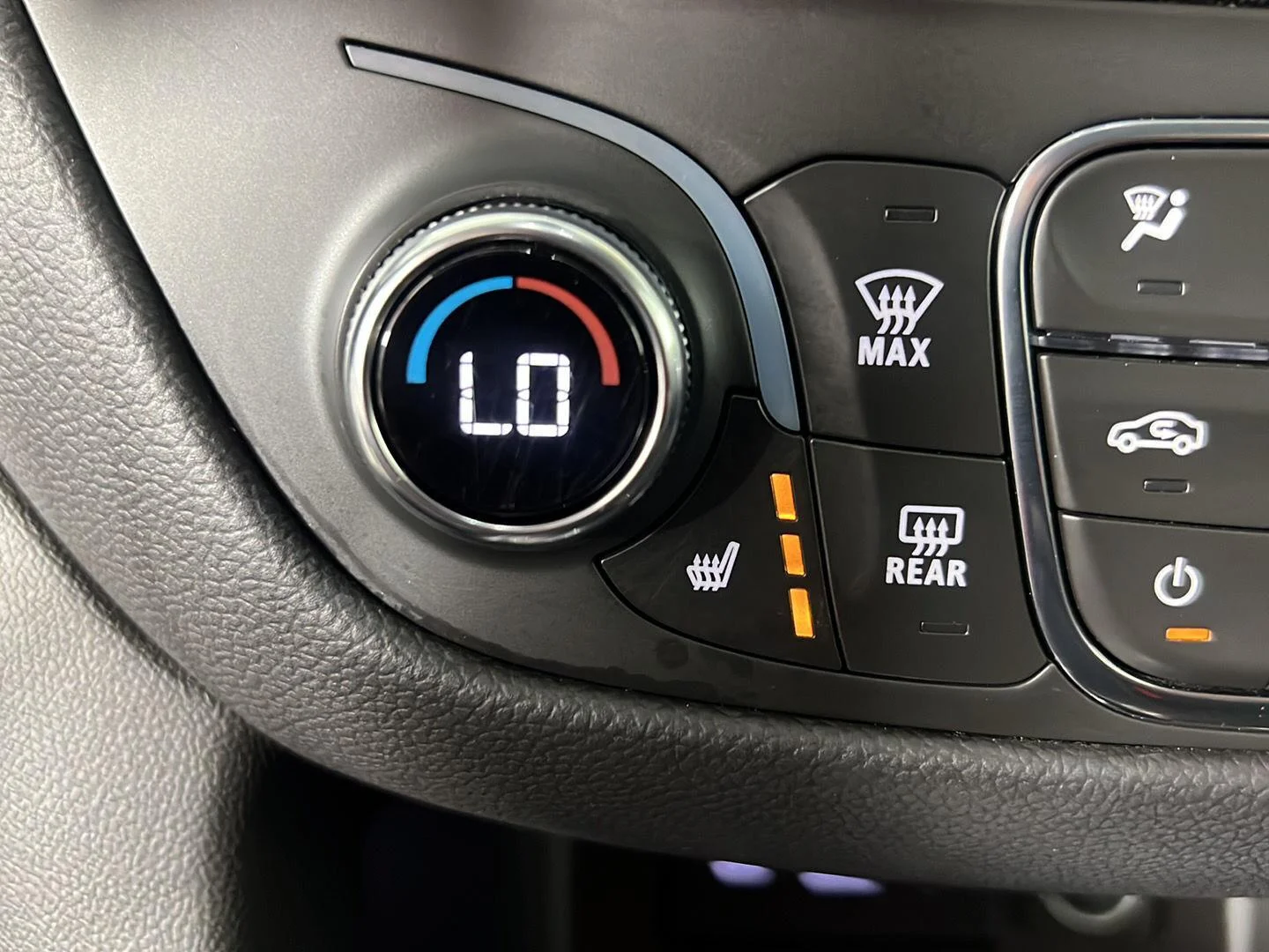 Used 2024 Lakeshore Blue Metallic Chevrolet LT image 19