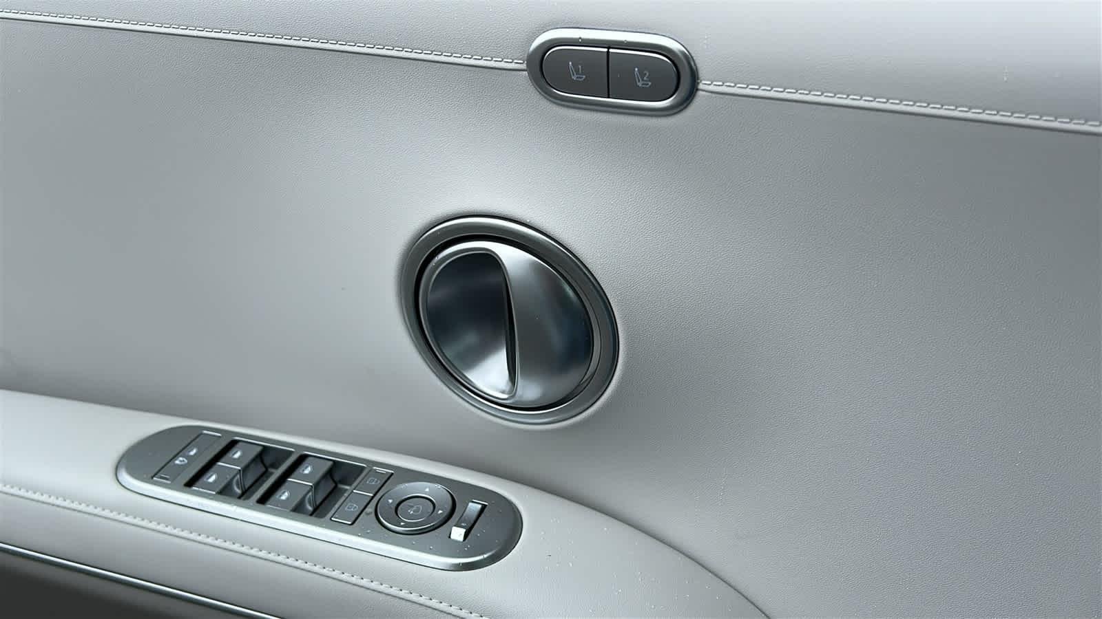 New 2026 Creamy White Pearl Hyundai SEL Premium AWD image 52