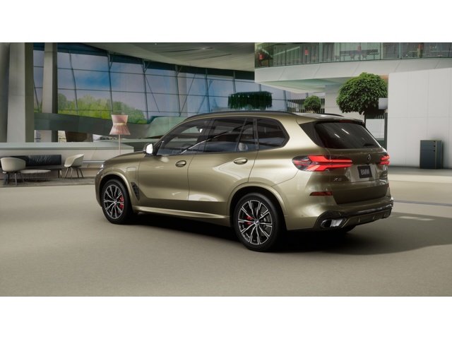 New 2026 Manhattan Green Metallic BMW xDrive50e image 2