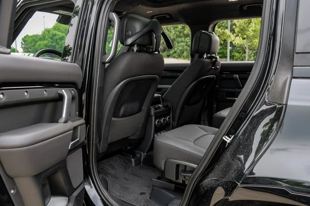 2025 Land Rover Defender V8 - Photo 48