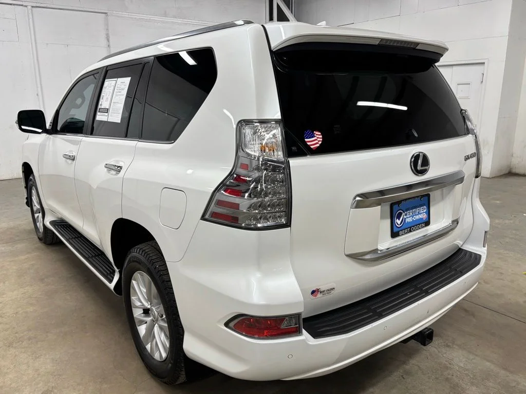 Used 2023 White Lexus 460 image 6