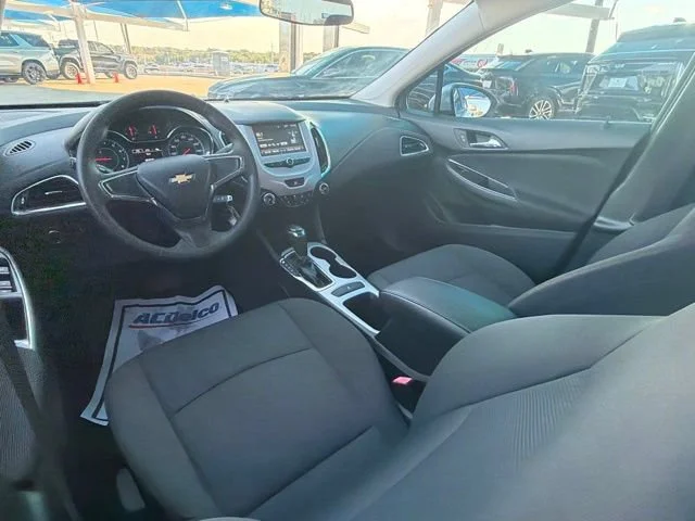 Used 2018 ARCTIC BLUE METALLIC Chevrolet LS image 9