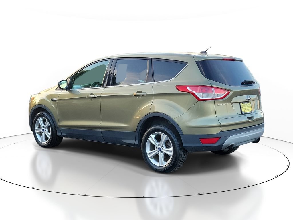 Used 2014  Ford SE image 3