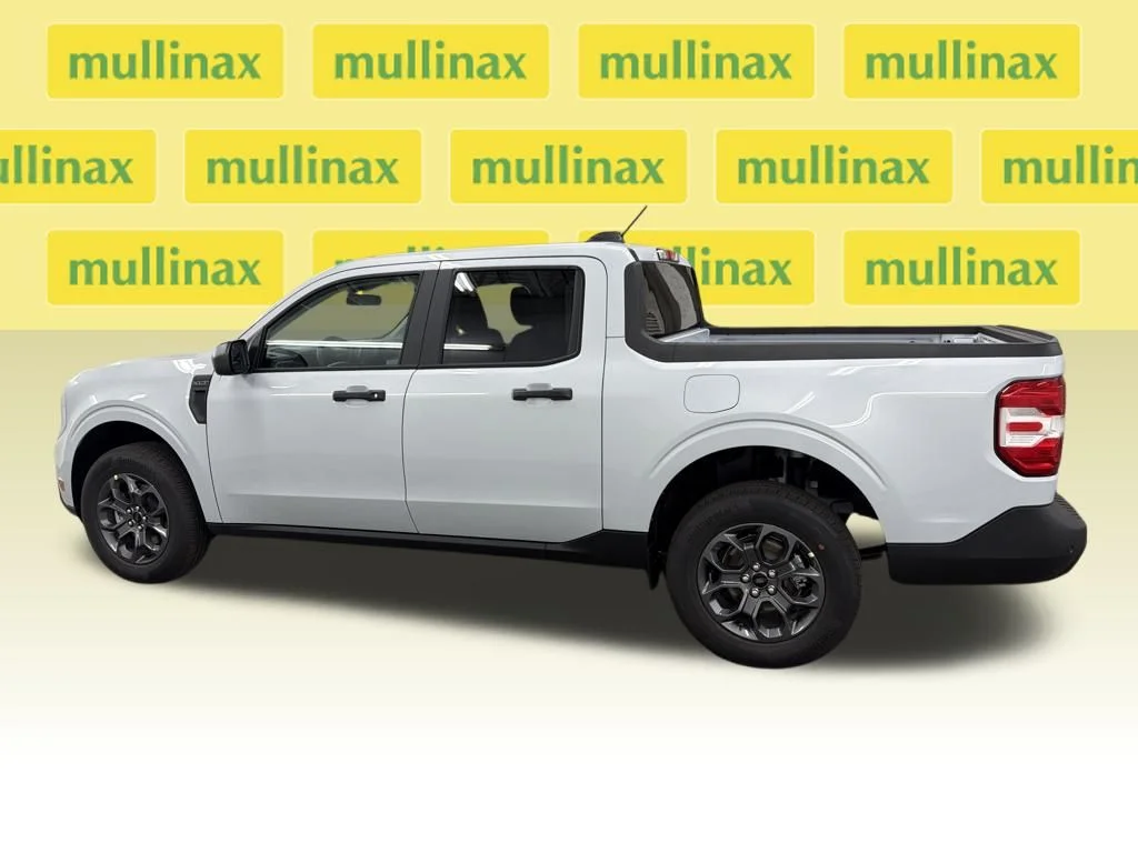New 2026 White Ford XLT image 10