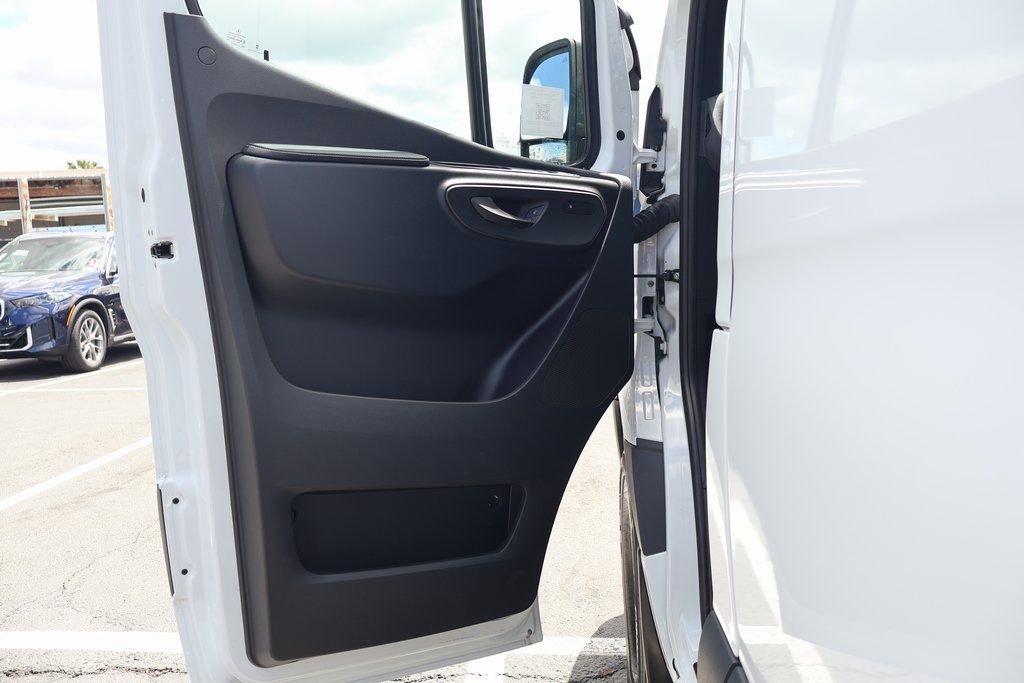 New 2026 Arctic White Mercedes-Benz Cargo 144 WB image 7