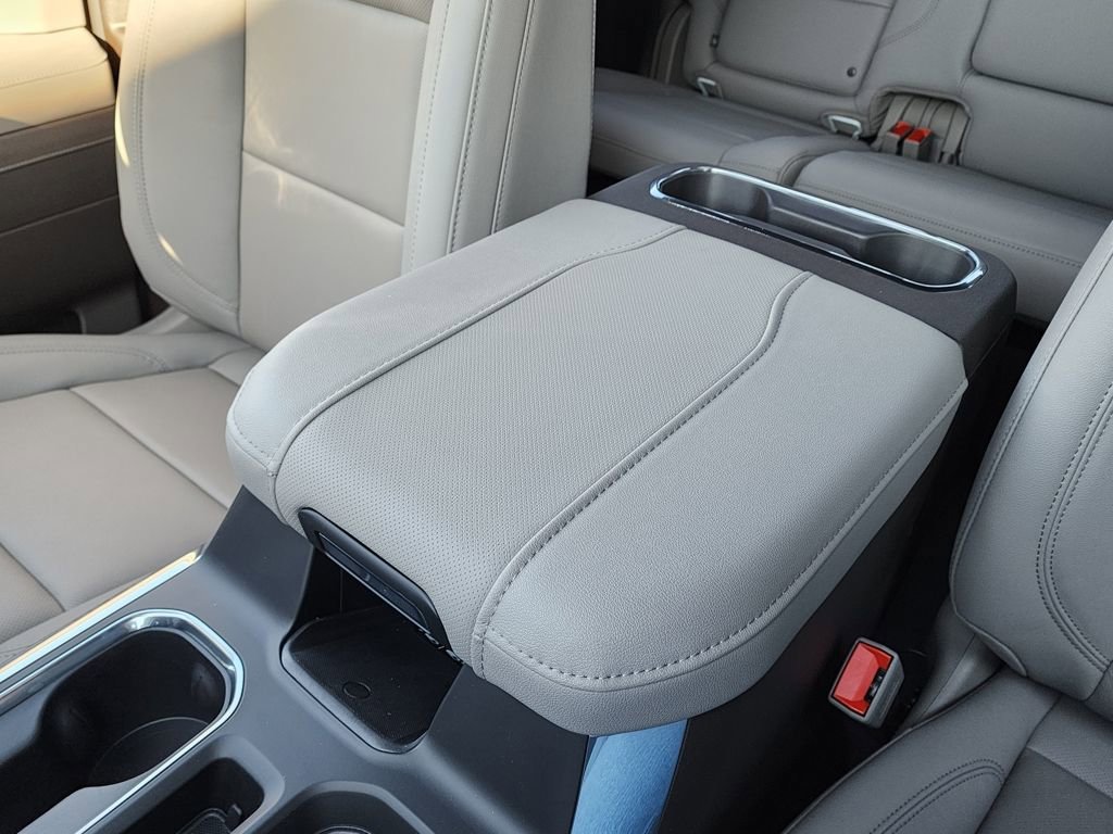 2026 GMC Sierra 1500 SLT - Photo 32