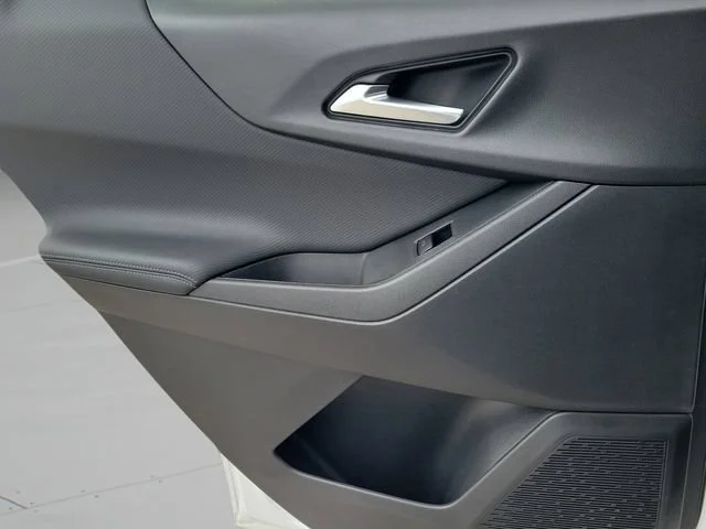 New 2026 Summit White Chevrolet LT image 14