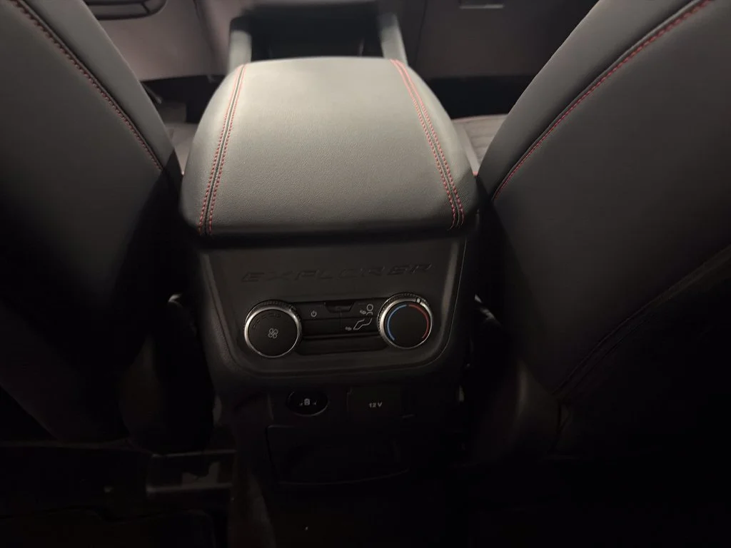 New 2027 Black Ford ST-Line image 18