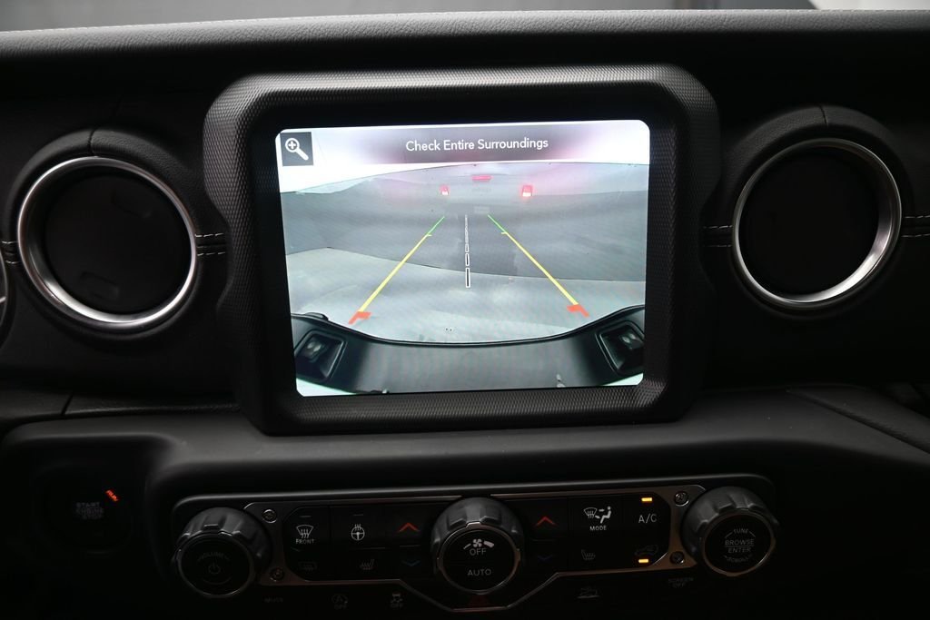 Used 2023 White Jeep Overland image 6