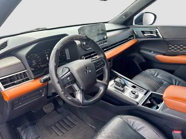 Used 2022 Blue Mitsubishi SEL image 9