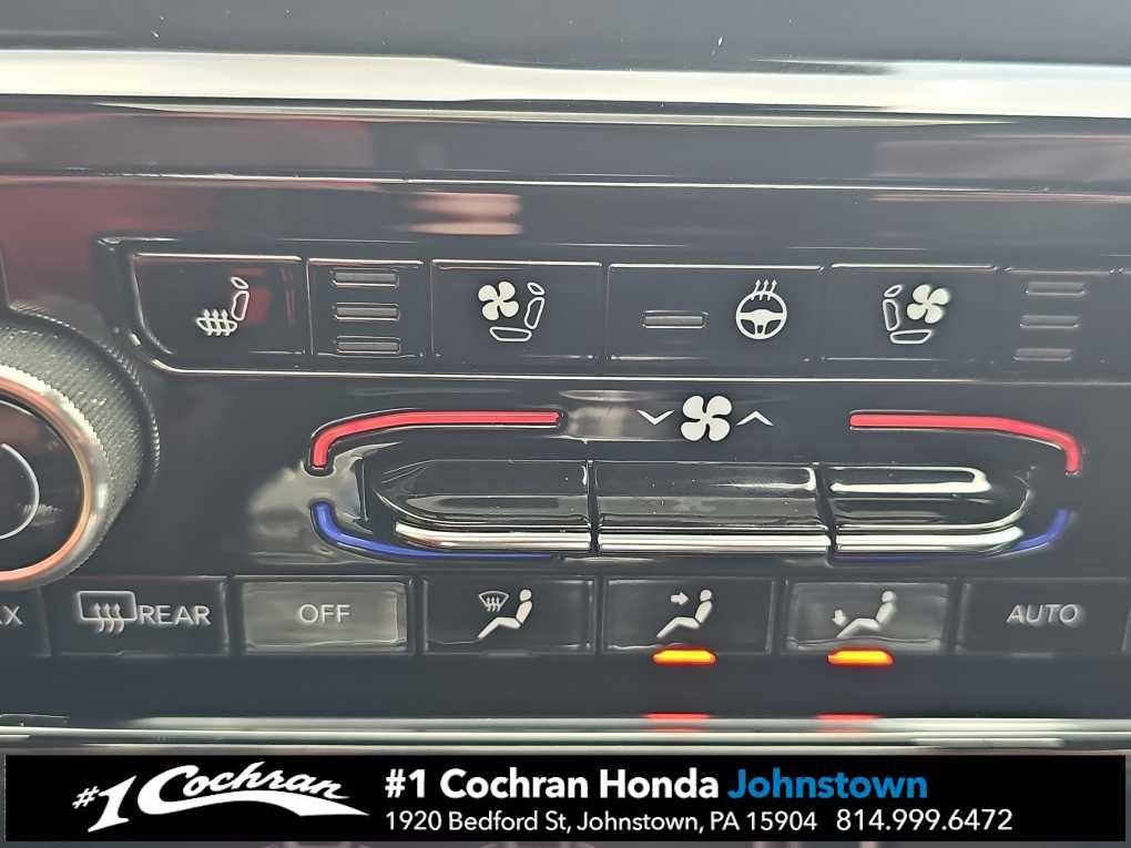 Used 2023 Diamond Black Crystal Pearlcoat Jeep Summit Reserve image 30